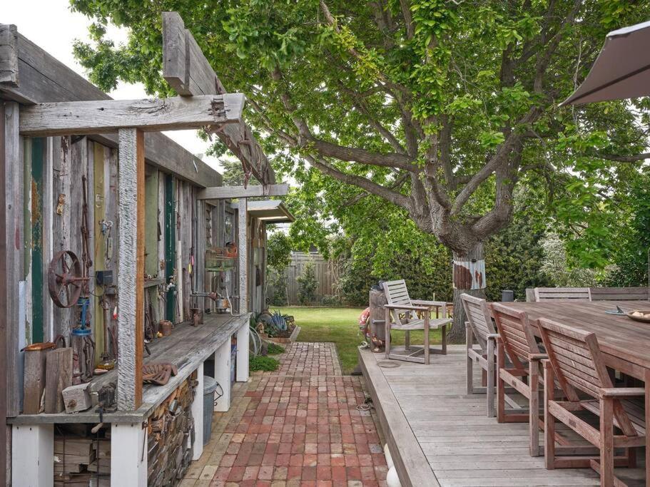 Warraburra Beach Shack, Rosebud - Entire House And Your Own Private Beach Box! Villa Exterior photo